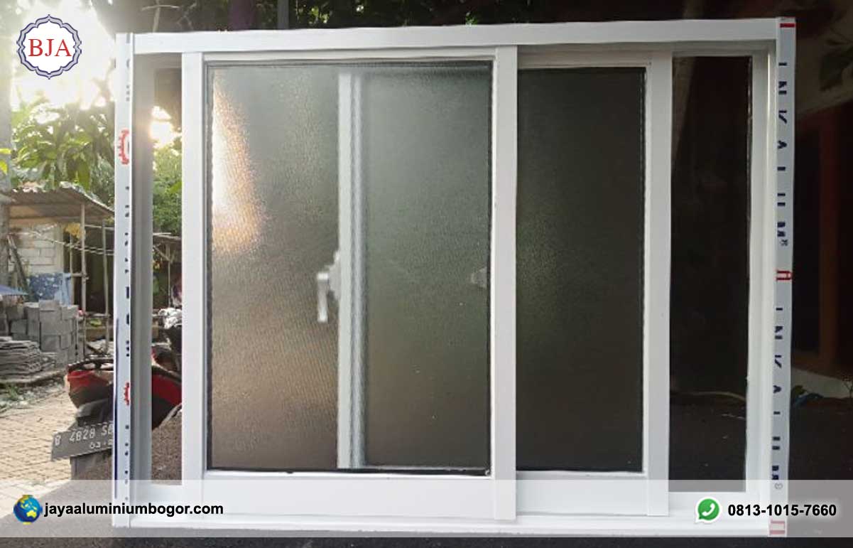 model jendela geser aluminium minimalis